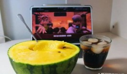 免费吃瓜视频网红,揭秘免费吃瓜视频网红的爆红之路